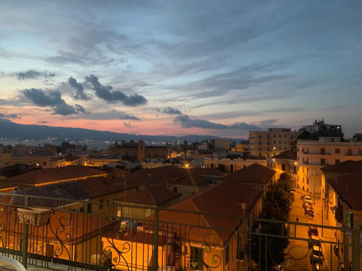 The Loft Bed and Breakfast Reggio Calabria Exterior foto